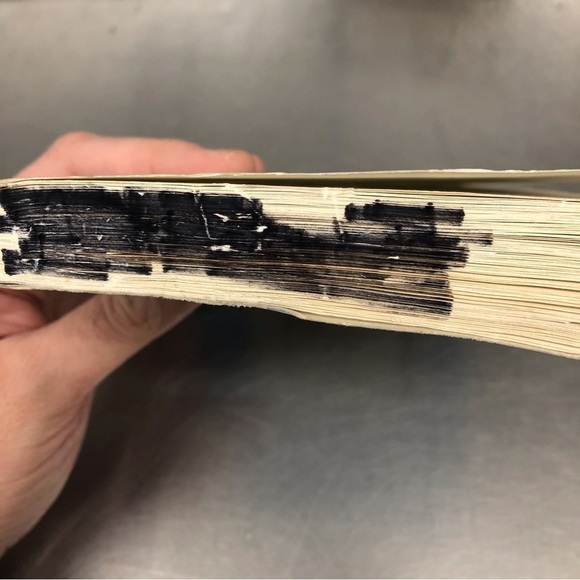 Diary of the Wimpy Kid: Cabin Fever by: Jeff Kinney, paperback book - Picture 6 of 6